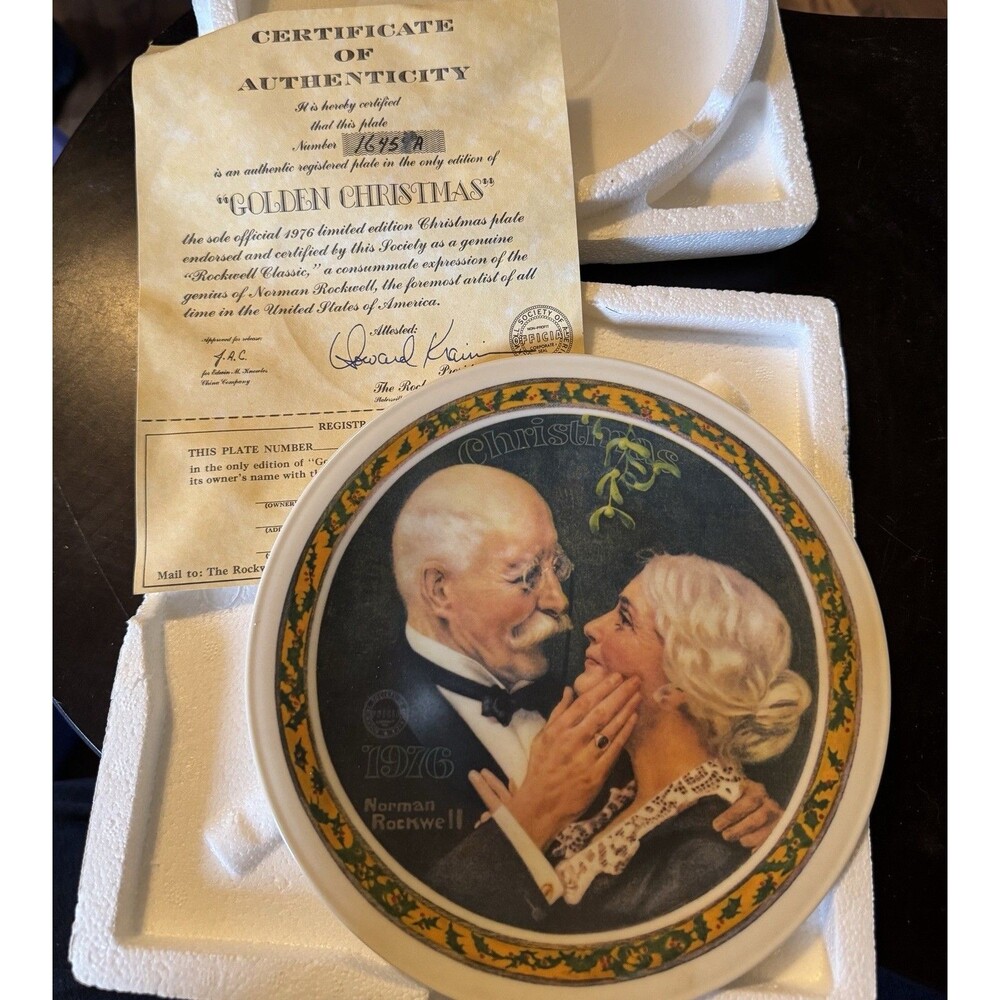 Vintage Norman Rockwell “Golden Christmas” Plate (Knowles) 1976